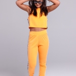 CONJUNTO MORMAII LINHA VITORIA MARCHEZINI CALCA E BLUSA LARANJA